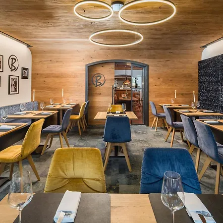 Hotel Hotel-gasthof Zum Bach 3*
