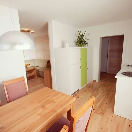 Hotel-gasthof Zum Bach ホテル 3*