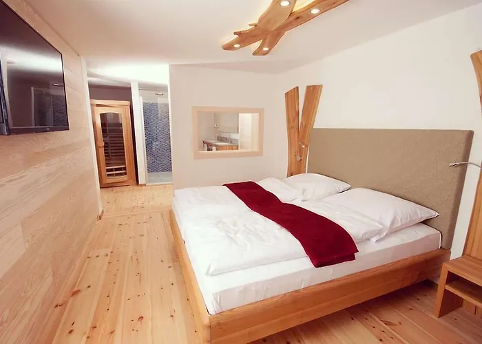 Hotel-gasthof Zum Bach Hotel Neukirchen beim Heiligen Blut
