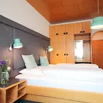 Hotel-gasthof Zum Bach فندق