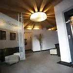 Hotel-gasthof Zum Bach فندق