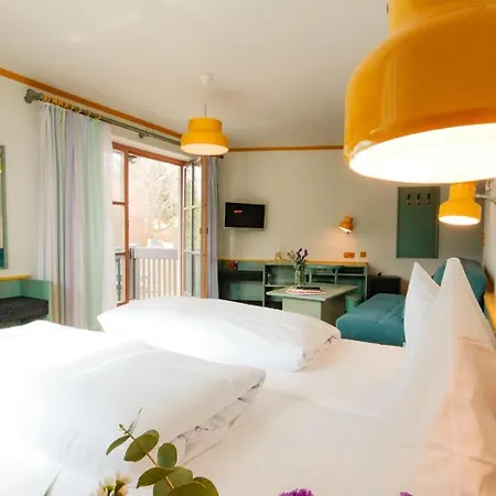 Hotel-gasthof Zum Bach Hotel