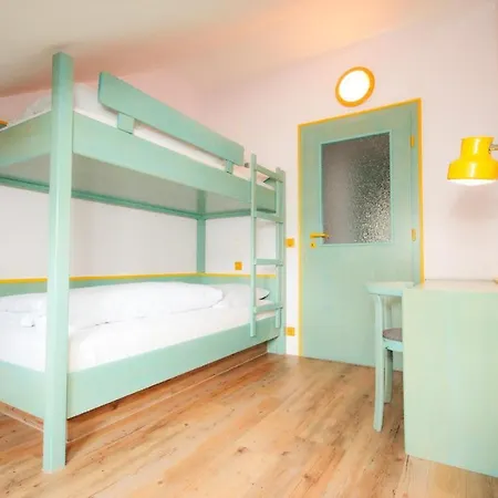 Hotel Hotel-gasthof Zum Bach Neukirchen beim Heiligen Blut