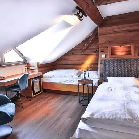 Hotel Hotel-gasthof Zum Bach 3*